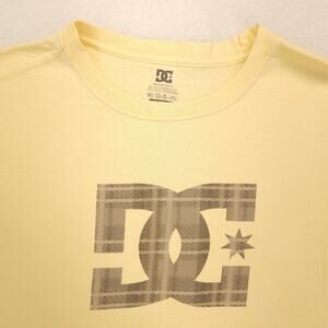DC Shoes Short Sleeve Crew Neck Casual Graphic T-Shirt Mens Size 2XL Yellow